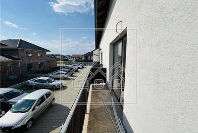 Apartament cu 4 camere nedecomandat în Aeroport - 2