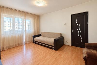 Apartament cu 2 camere decomandat în Păcii