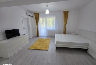 Garsonieră decomandată în Păcii