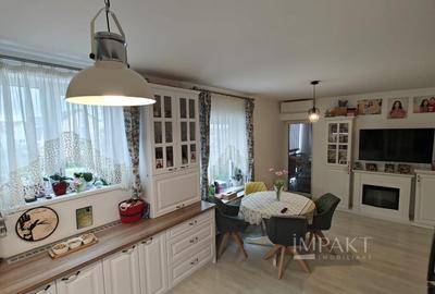 Apartament cu 3 camere semidecomandat în Europa