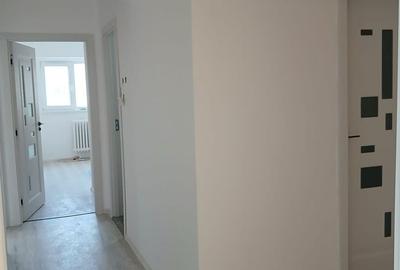 Apartament cu 3 camere decomandat în Păcii - 12