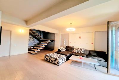 Duplex cu 3 camere cu Canalizare în Central