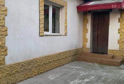 Casă cu 3 camere în Central - 1