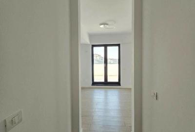 Apartament cu 4 camere decomandat în Dobroești