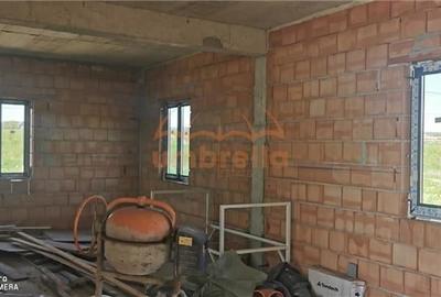 Casă individuală cu 19 camere cu Canalizare în Iclod - 15