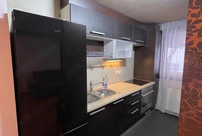 Apartament cu 3 camere decomandat în Andrei Mureșanu - 6