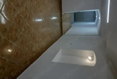 Spațiu comercial, de 70 mp, în Central - 2