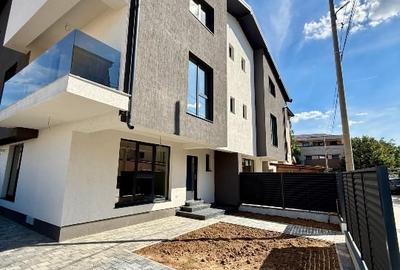 Duplex cu 5 camere cu Teren 541 Mp în Dobroești - 2
