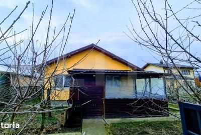 Casă cu 4 camere cu Teren 568 Mp în Tărtășești