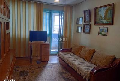 Apartament cu 2 camere decomandat în Podu Roș