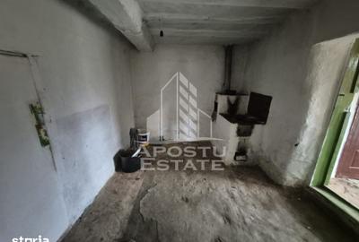 Casă cu 3 camere cu Canalizare în Pesac