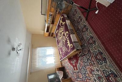 Casă cu 2 camere cu Teren 60 Mp în Central