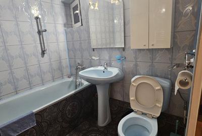 Apartament cu 3 camere decomandat, mobilat în Crângași - 11