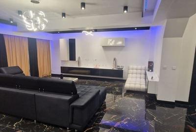 Casă individuală cu 5 camere cu Garaj în Central - 2