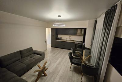 Apartament cu 3 camere decomandat în Faleză