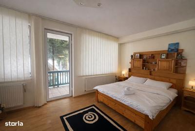 Casă cu 4 camere în Piața - 12