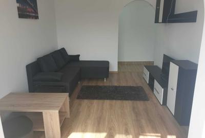 Apartament cu 2 camere semidecomandat în Micro 14