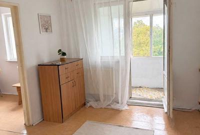 Apartament cu 2 camere semidecomandat în Vest