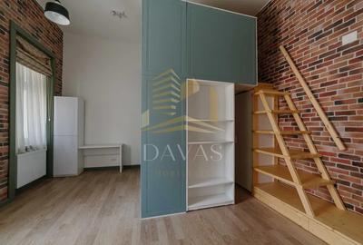 Apartament cu 2 camere semidecomandat, mobilat în Central