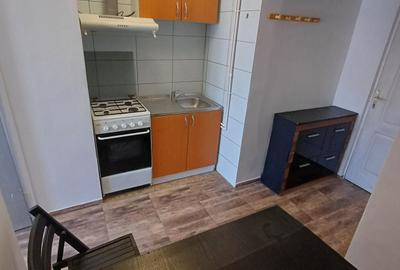 Apartament cu 2 camere în Alexandriei - 3