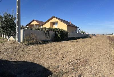 Teren de 3260 mp, în Mogoșani