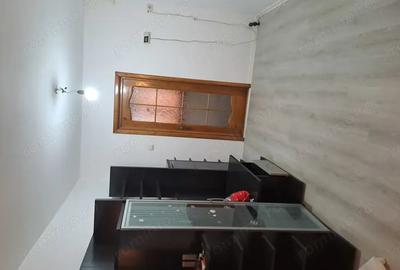 Apartament cu 2 camere decomandat în Bârlad - 2