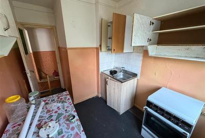Apartament cu 2 camere semidecomandat în Gară
