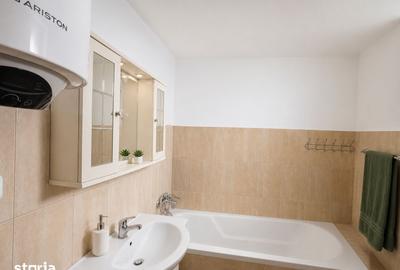 Casă cu 3 camere cu Teren 857 Mp în Valea Adâncă