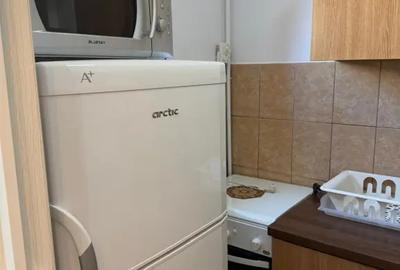 Garsonieră decomandată în Costin Georgian - 8