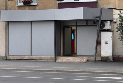 Spațiu comercial, de 44 mp, în Central - 3