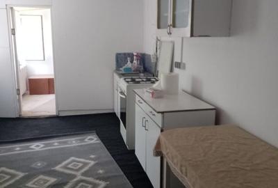 Casă cu 3 camere cu Teren 125 Mp în Central - 7