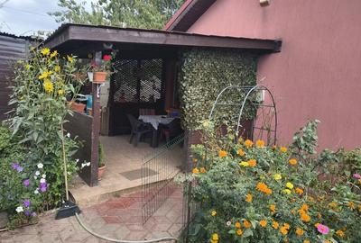 Casă cu 3 camere cu Teren 250 Mp în Central