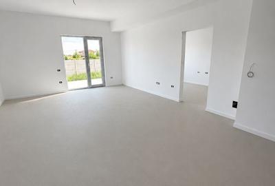 Casă cu 4 camere cu Teren 400 Mp în Domnești - 2
