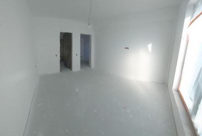 Casă cu 3 camere cu Teren 320 Mp în Central