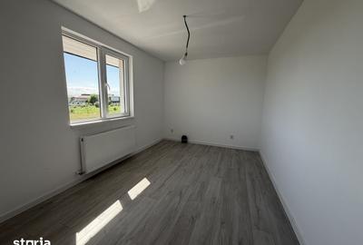 Casă cu 4 camere cu Teren 260 Mp în Clinceni - 3