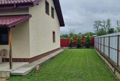 Casă cu 4 camere în Central - 8