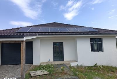 Casă cu 5 camere cu Teren 2800 Mp în Central