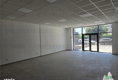 Spațiu comercial, de 84 mp, în Central