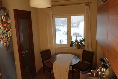 Apartament cu 2 camere decomandat în Progresul - 3