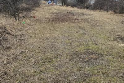 Teren de 1838 mp, în Spătaru