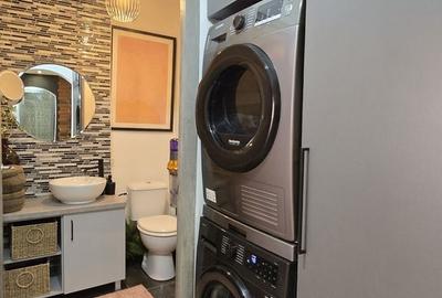 Apartament cu 4 camere decomandat, mobilat în Ultracentral