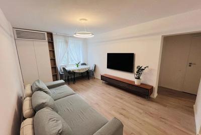 Apartament cu 3 camere semidecomandat în Parcul Circului