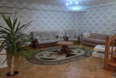 Casă cu 3 camere cu Teren 348 Mp în Exterior Vest