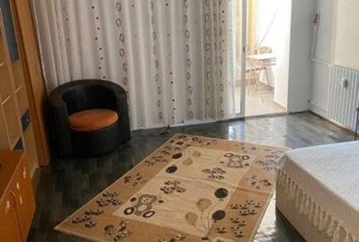 Garsonieră semidecomandată în Gara