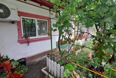 Casă individuală cu 4 camere cu Canalizare în Trocadero - 2
