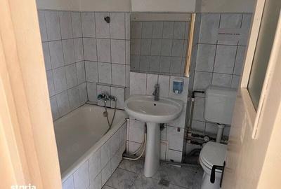 Apartament cu 2 camere decomandat în Moșilor