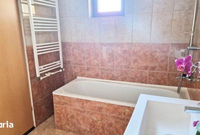 Apartament cu 3 camere semidecomandat în Banat - 2