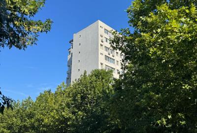Garsonieră semidecomandată în Titan