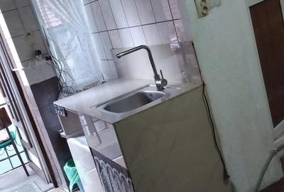 Garsonieră semidecomandată în Central