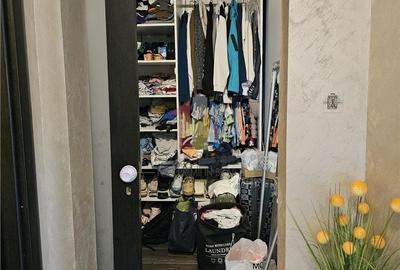Casă cu 3 camere în Central